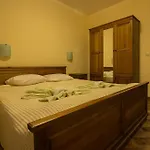 к-г луна к-с лонгоза комплекс лонгоза Byala (Varna)