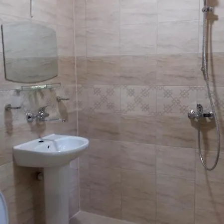 к-г луна к-с лонгоза комплекс лонгоза 게스트하우스