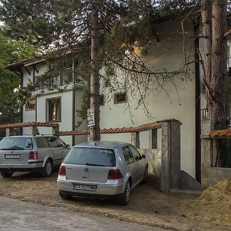 Къща за гости к-г луна к-с лонгоза комплекс лонгоза