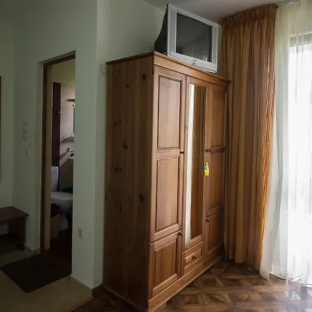 Къща за гости к-г луна к-с лонгоза комплекс лонгоза